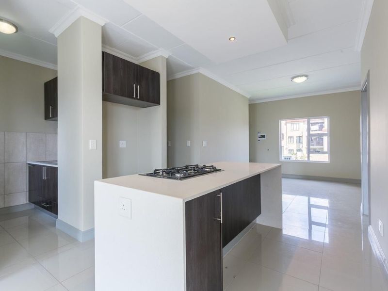 Apartment Rental Monthly In Midrand - Photo 8