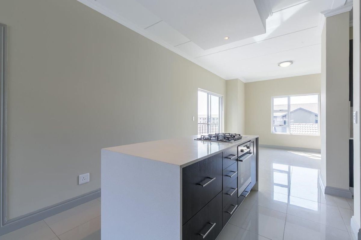 Apartment Rental Monthly In Midrand - Photo 5