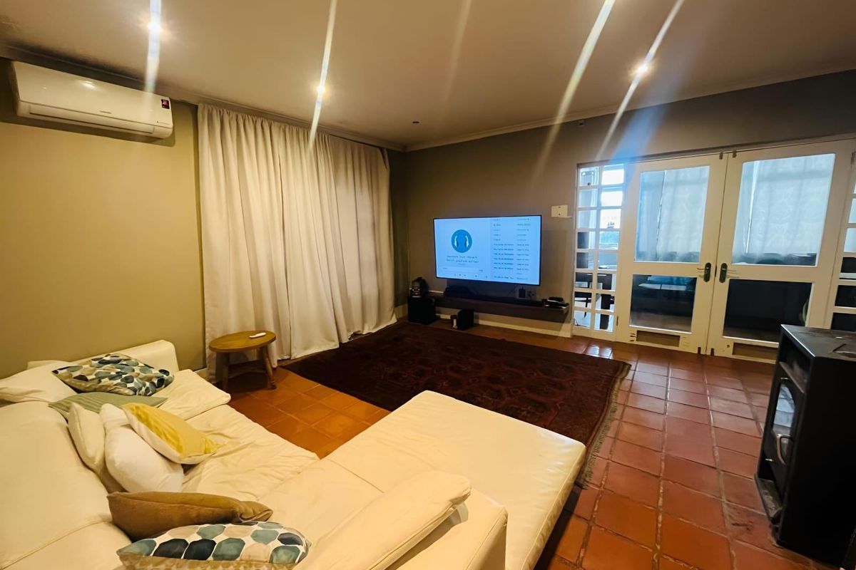 House For Sale In Cape Town - Photo 5