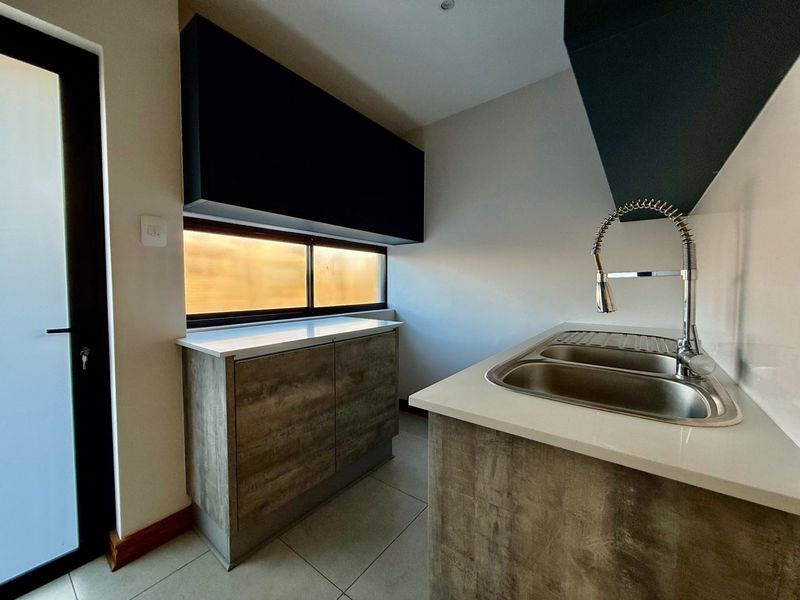Townhouse Rental Monthly In Bloemfontein - Photo 10