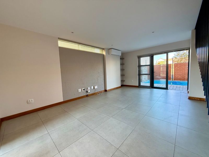 Townhouse Rental Monthly In Bloemfontein - Photo 4