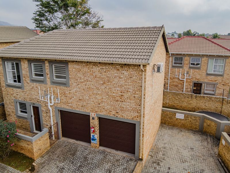 Townhouse For Sale In Roodepoort - Photo 3