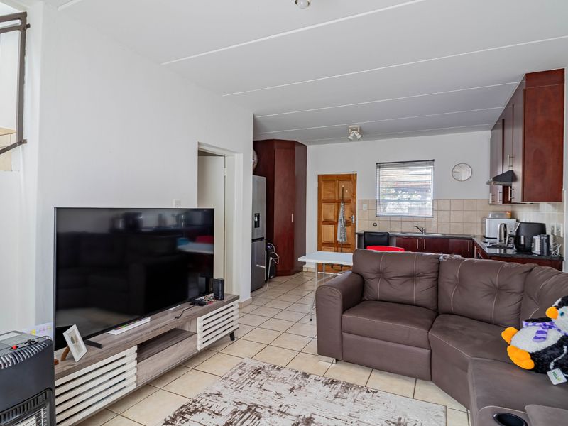Townhouse For Sale In Roodepoort - Photo 6