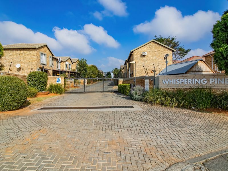 Townhouse For Sale In Roodepoort - Photo 2