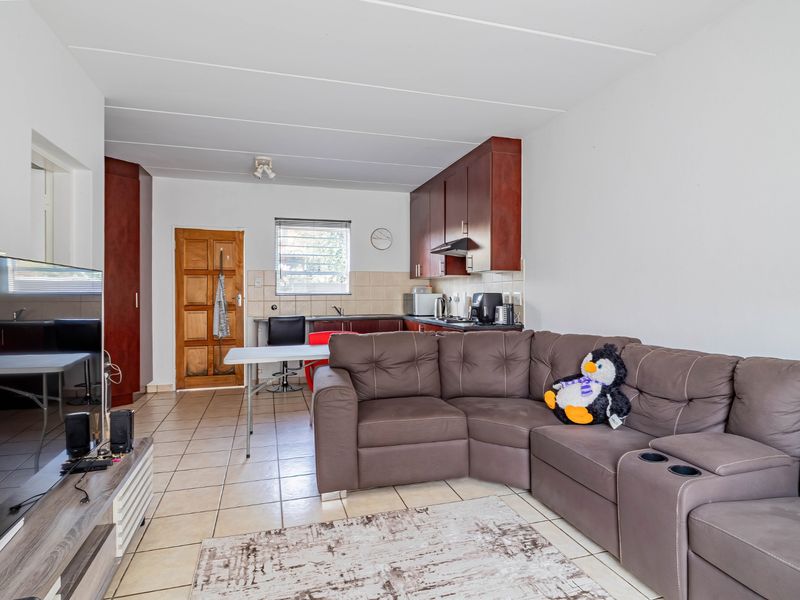 Townhouse For Sale In Roodepoort - Photo 5