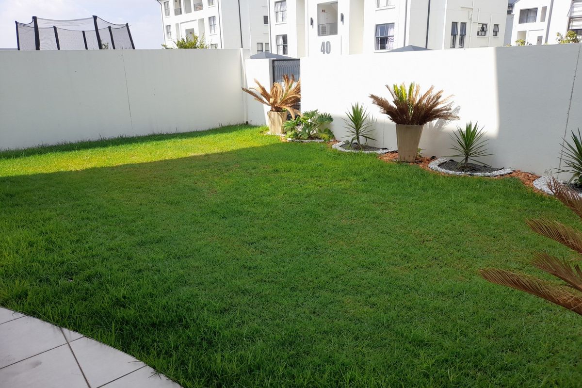 Apartment For Sale In Sandton - Photo 2