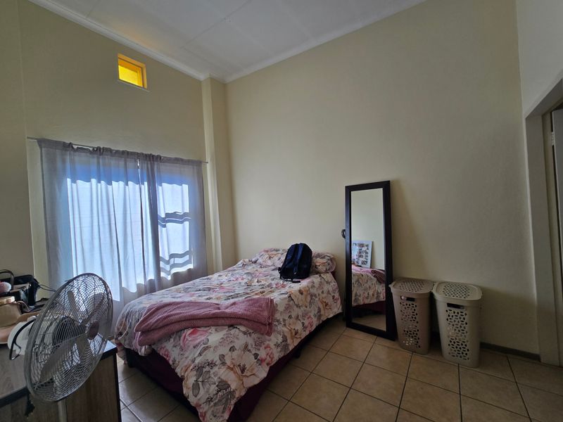 Townhouse For Sale In Benoni - Photo 6