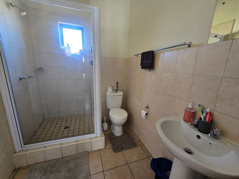 Townhouse For Sale In Benoni - Photo 10