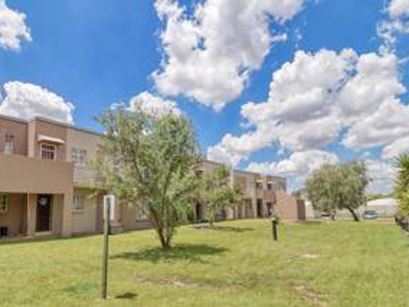 Apartment Rental Monthly In Benoni - Photo 3