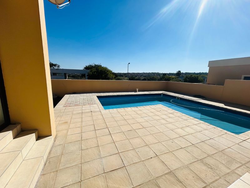 House For Sale In Midrand - Photo 2