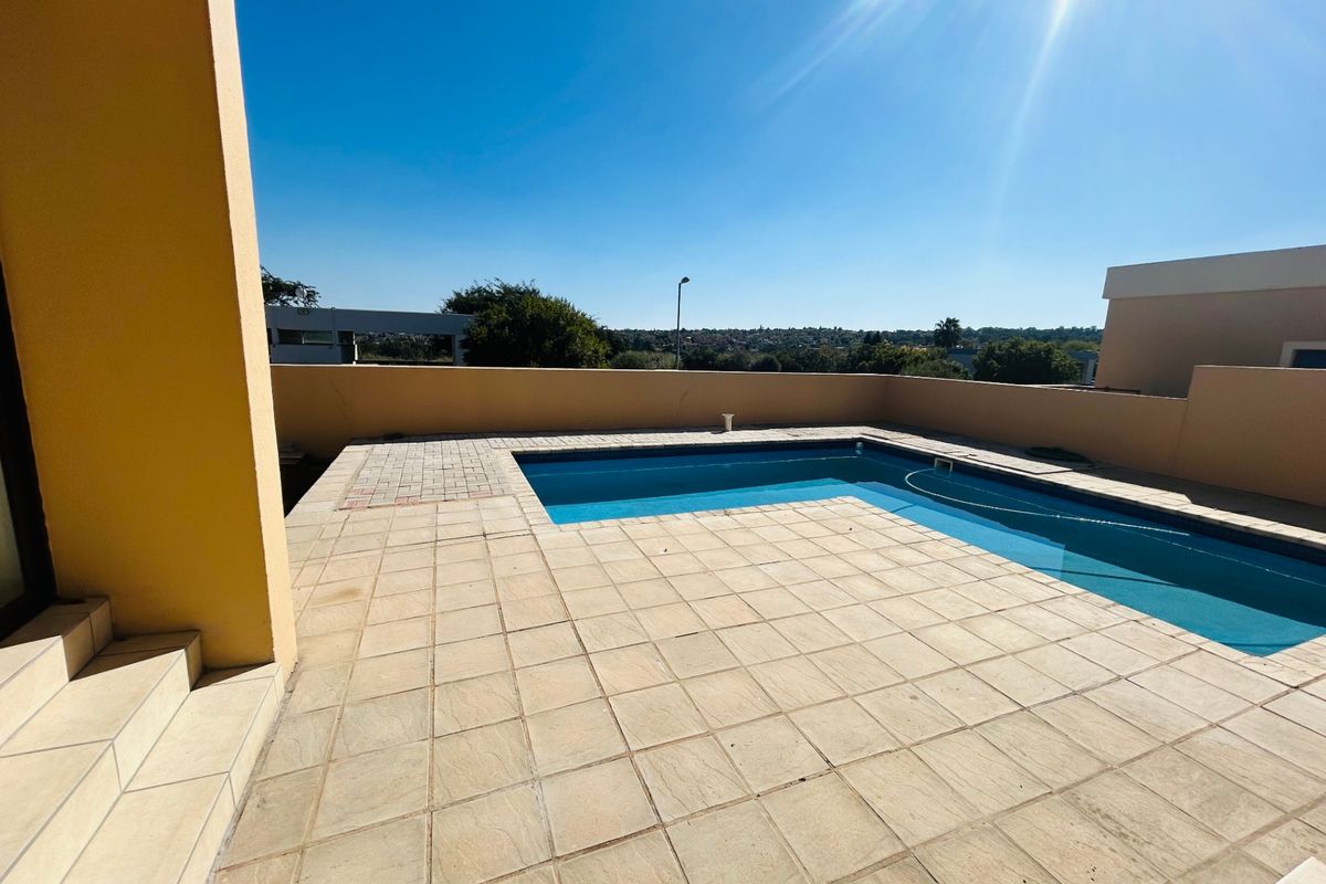 House For Sale In Midrand - Photo 2