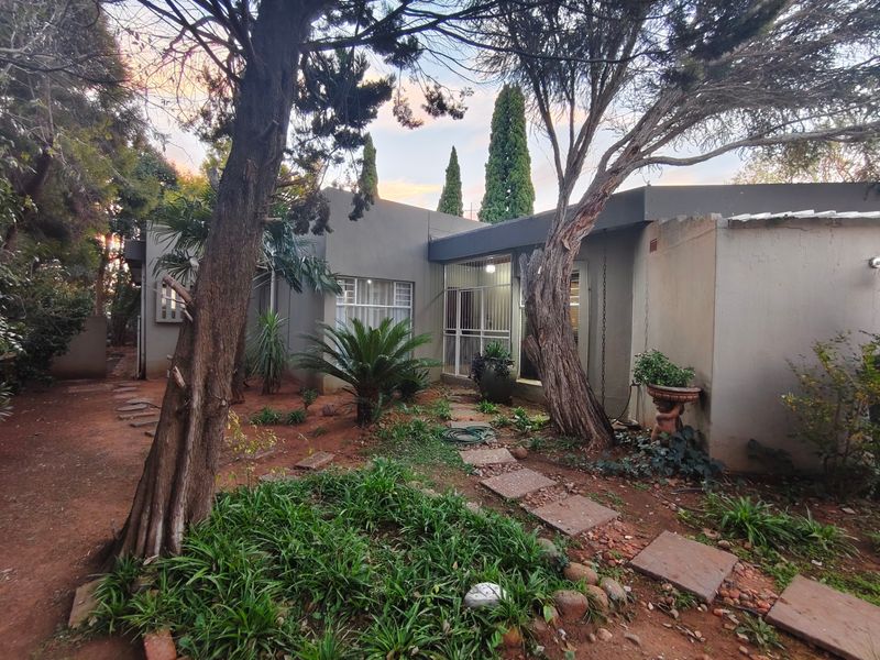 House Pending Sale In Bloemfontein - Photo 9