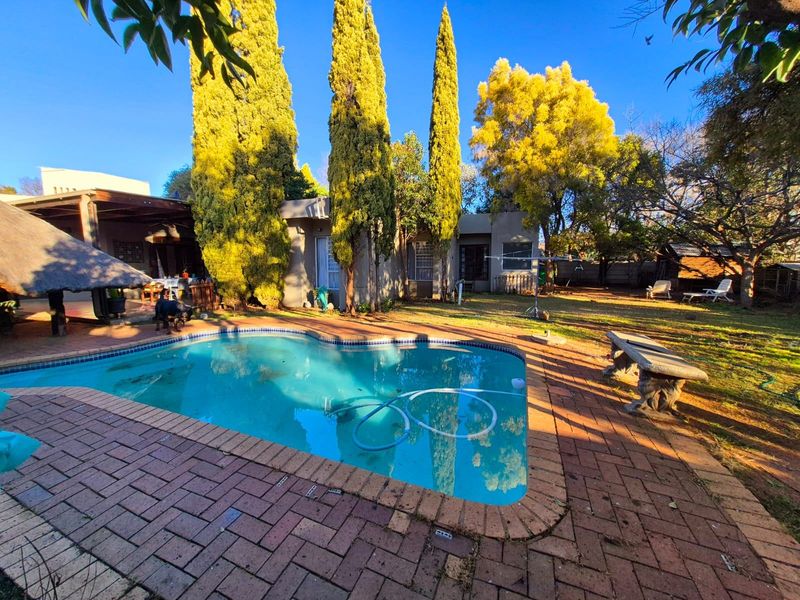 House Pending Sale In Bloemfontein - Photo 7