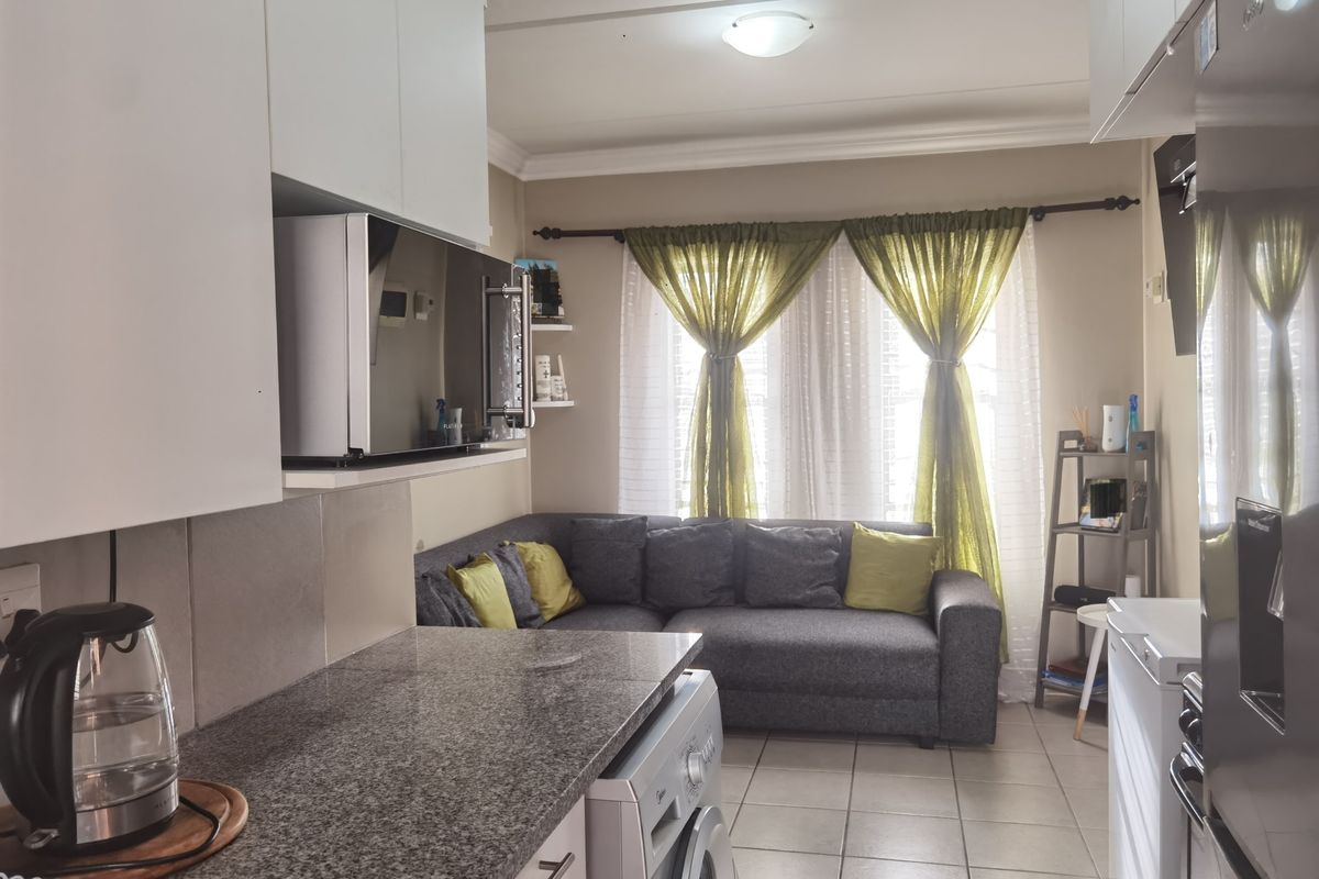 Apartment For Sale In Kraaifontein - Photo 3