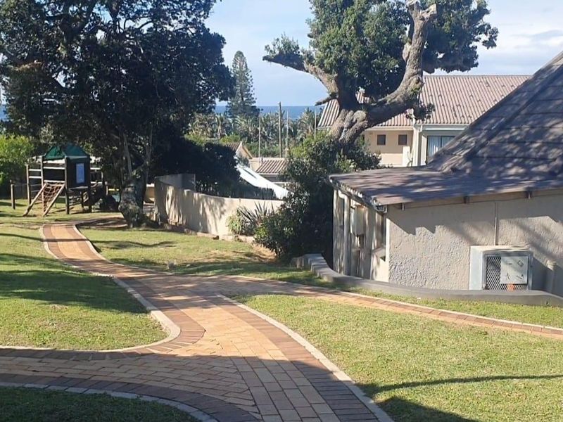 Townhouse Rental Monthly In Port Shepstone - Photo 3