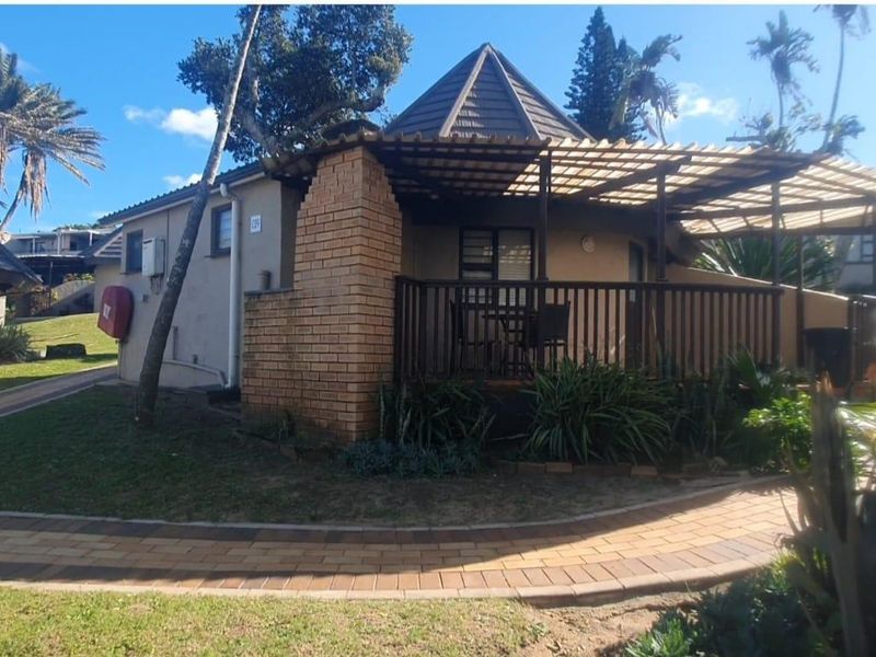 Townhouse Rental Monthly In Port Shepstone - Photo 10