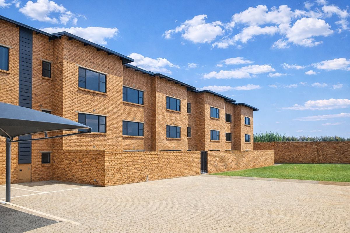 Apartment For Sale In Boksburg - Photo 4