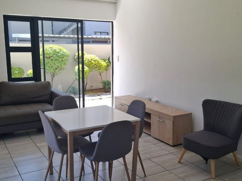 Apartment Rental Monthly In Sandton - Photo 10