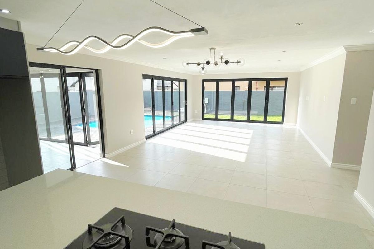 House For Sale In Centurion - Photo 3