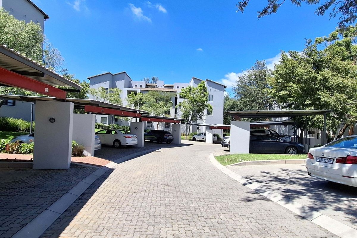 Apartment For Sale In Randburg - Photo 3