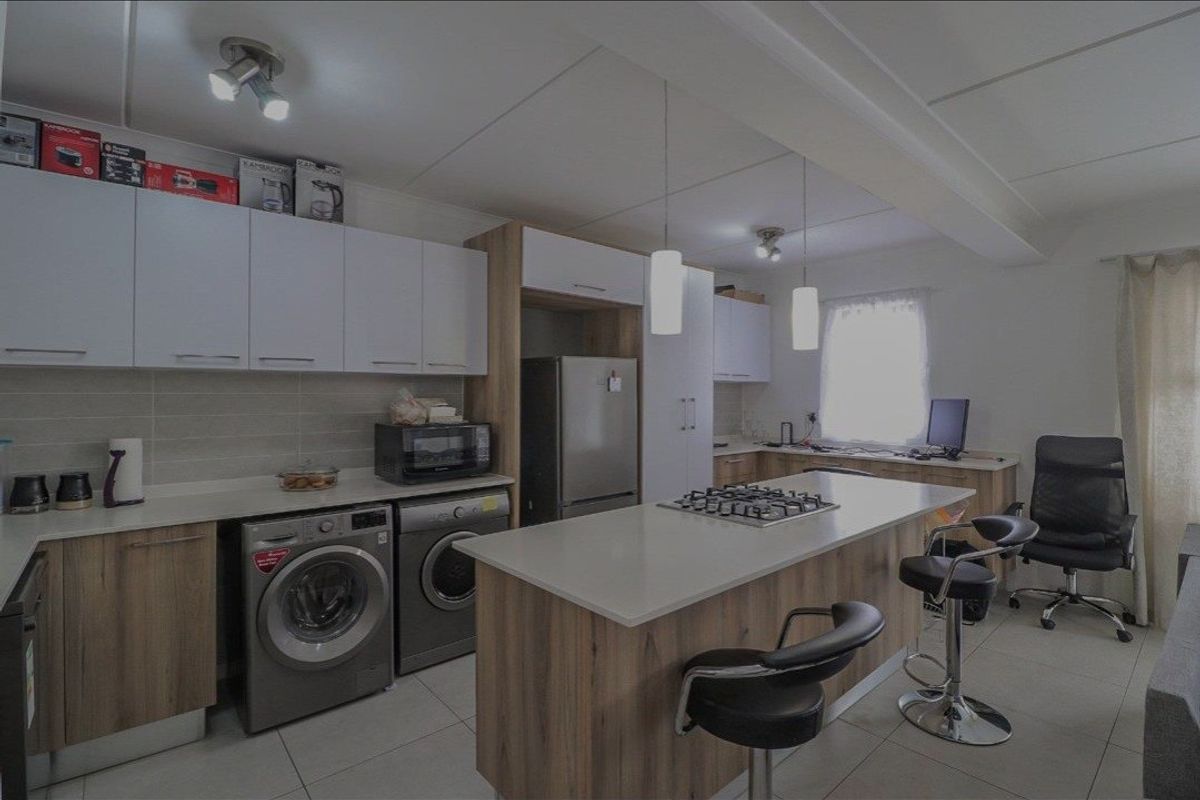 Apartment Rental Monthly In Edenvale - Photo 4