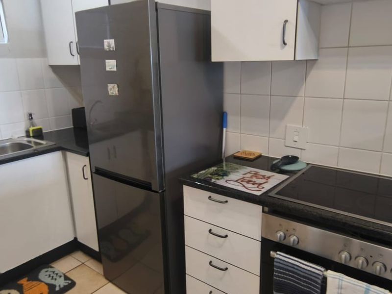 Apartment For Sale In Margate - Photo 9