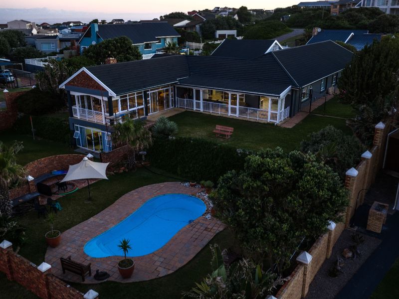 House For Sale In Port Alfred - Photo 1