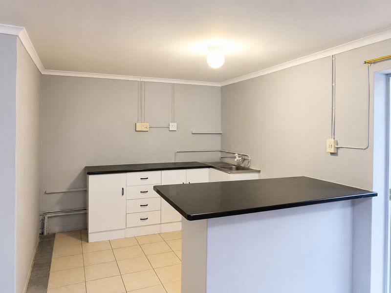 House Rental Monthly In Blue Downs - Photo 1