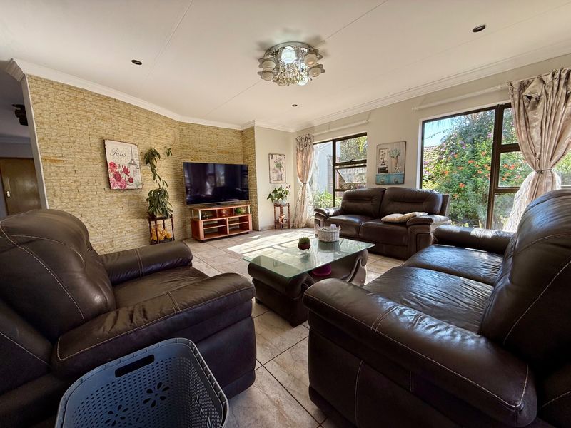 House For Sale In Bloemfontein - Photo 8