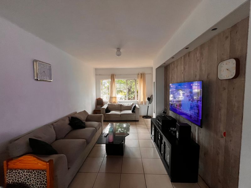 Apartment For Sale In Durban - Photo 1