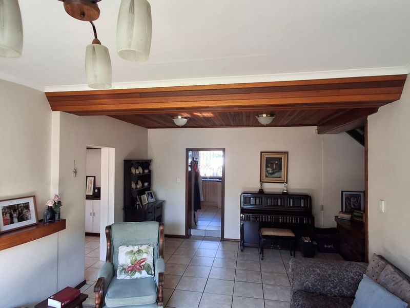 House For Sale In Walkerville - Photo 10