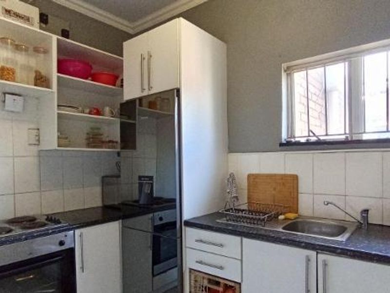 Apartment For Sale In Durban - Photo 2
