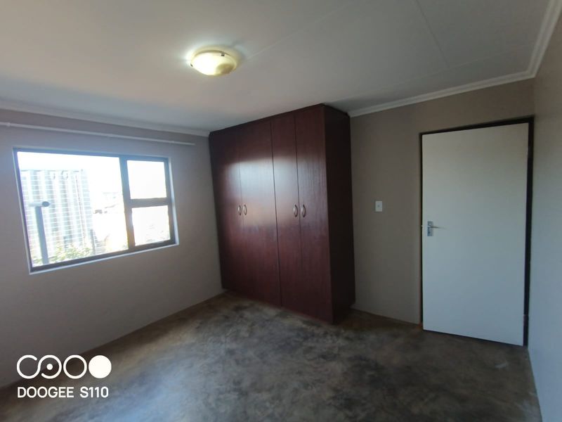 Farm Rental Monthly In Benoni - Photo 6