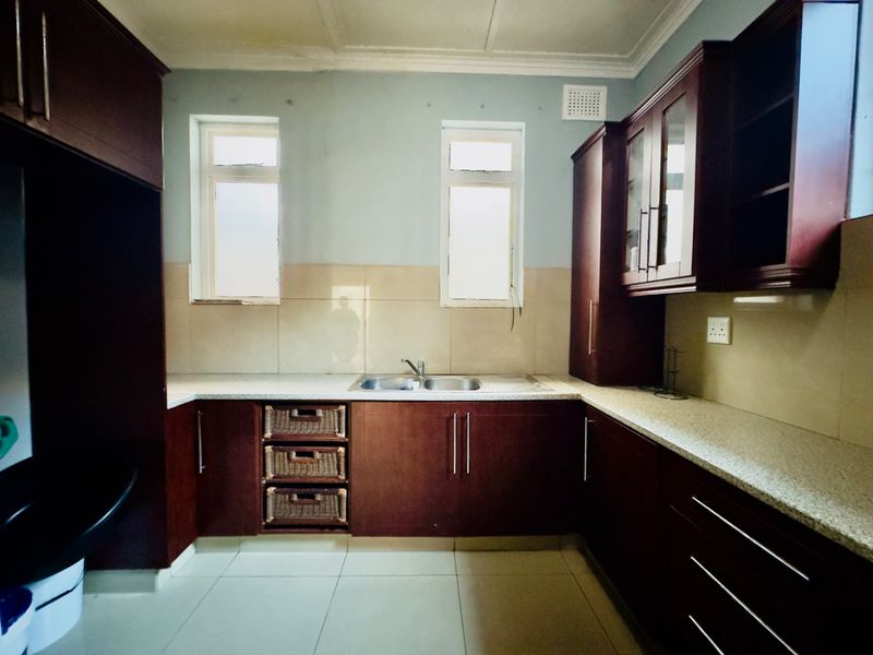 Apartment For Sale In Durban - Photo 5