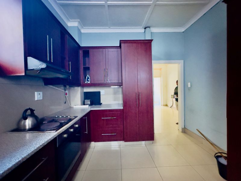 Apartment For Sale In Durban - Photo 4