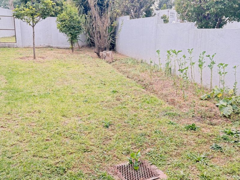 Apartment For Sale In Midrand - Photo 2