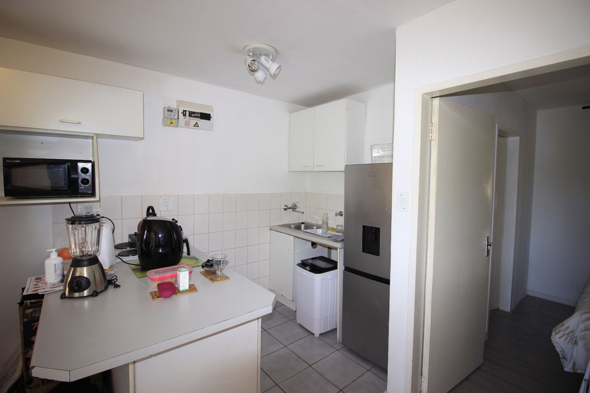 Apartment Rental Monthly In Sandton - Photo 4