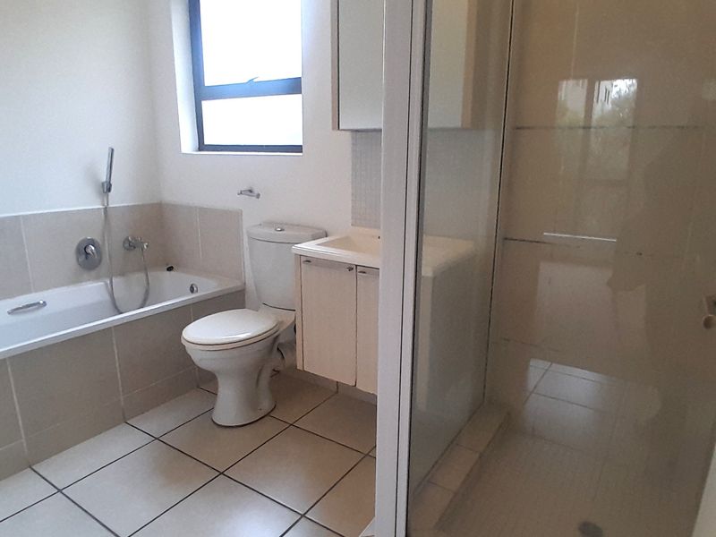 Apartment Rental Monthly In Sandton - Photo 7