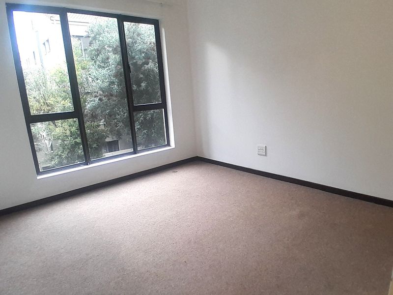 Apartment Rental Monthly In Sandton - Photo 5