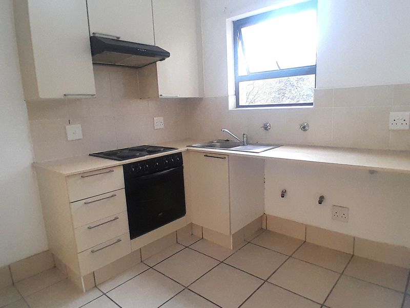 Apartment Rental Monthly In Sandton - Photo 2