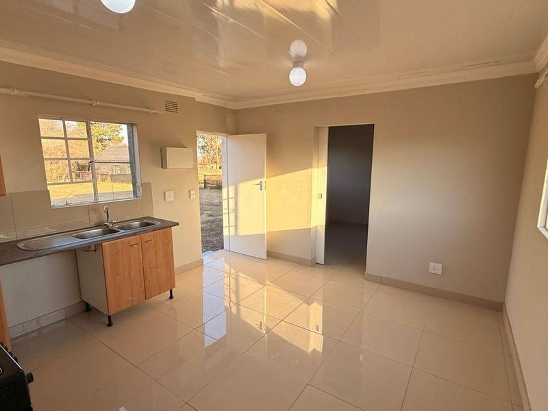 House Rental Monthly In Walkerville - Photo 2