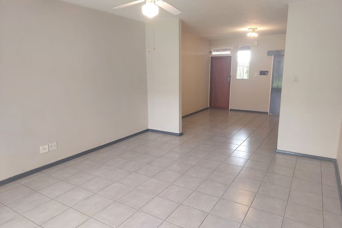 Apartment For Sale In Benoni - Photo 5