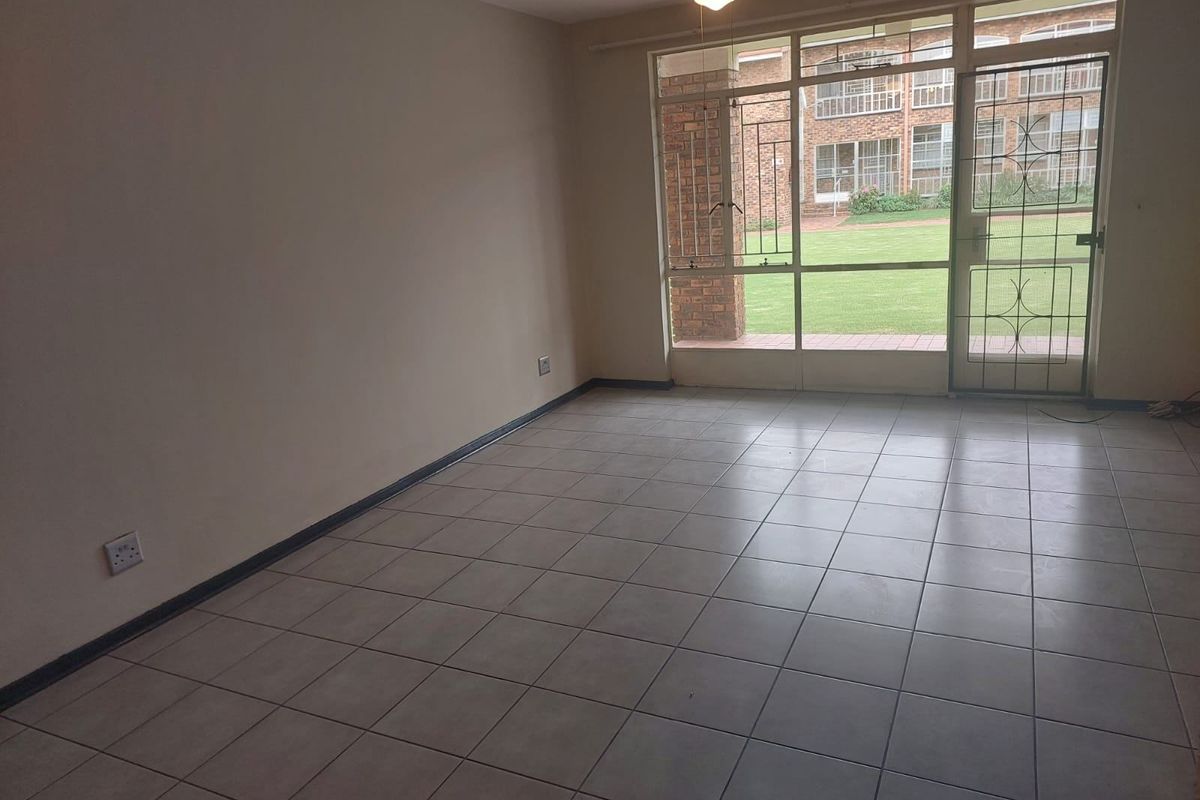 Apartment For Sale In Benoni - Photo 4