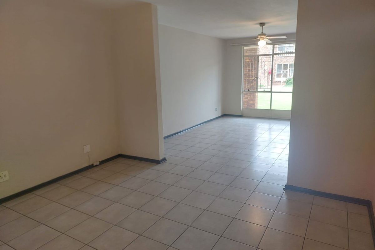 Apartment For Sale In Benoni - Photo 3