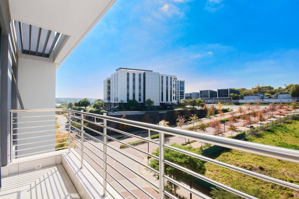 Apartment Rental Monthly In Sandton - Photo 5