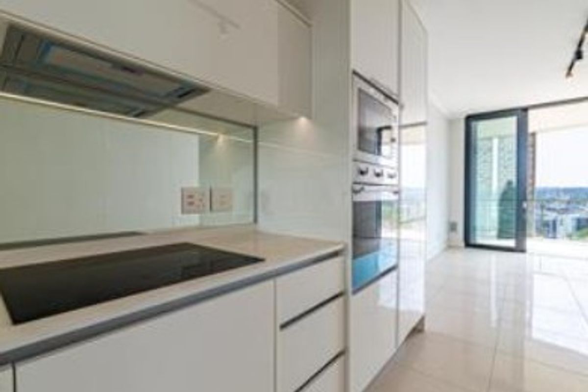 Apartment Rental Monthly In Midrand - Photo 2