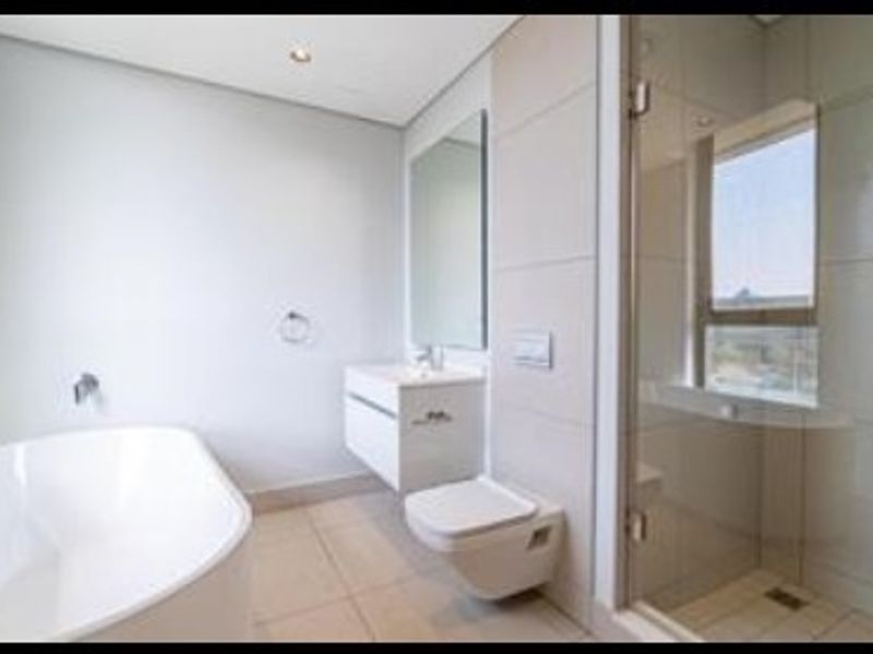 Apartment Rental Monthly In Midrand - Photo 6