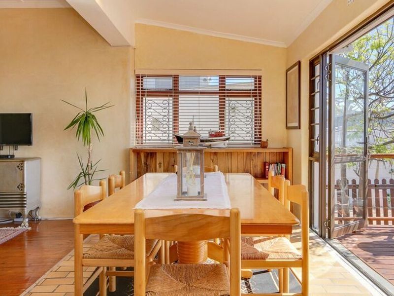 House Rental Monthly In Simons Town - Photo 10