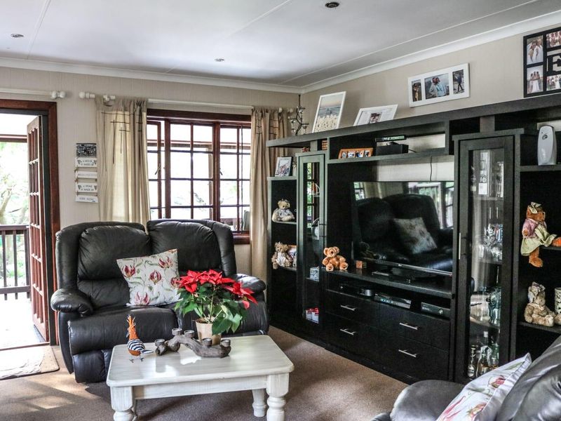 Apartment Rental Monthly In Benoni - Photo 3