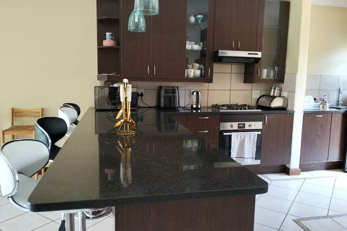 Townhouse For Sale In Centurion - Photo 5